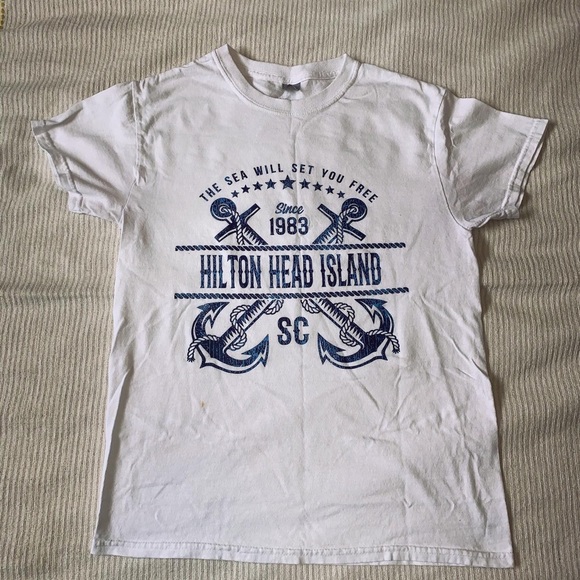 Graphic tee - Picture 1 of 3